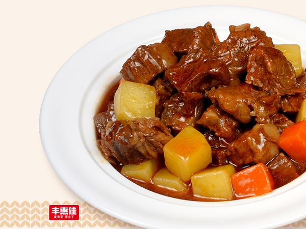 土(tǔ)豆牛腩